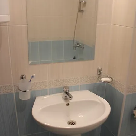 In Sunny Dream Apartcomplex شقة
